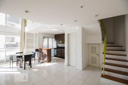 Apartamento à venda com 1 quarto, 72m² em Vila Madalena, São Paulo