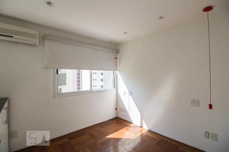 Quarto  de apartamento à venda com 1 quarto, 72m² em Vila Madalena, São Paulo