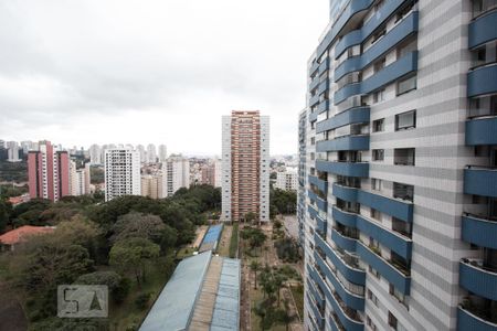 Vista de apartamento à venda com 4 quartos, 165m² em Vila Morse, São Paulo