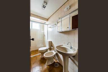 Banheiro de apartamento à venda com 2 quartos, 60m² em Jardim Chapadão, Campinas