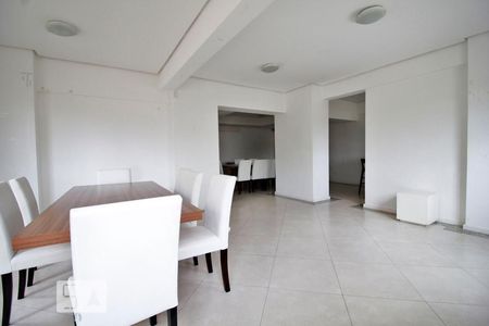 Apartamento para alugar com 128m², 2 quartos e 2 vagas Apartamento para alugar com 128m², 2 quartos e 2 vagasSalão de festas