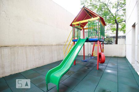 Apartamento para alugar com 128m², 2 quartos e 2 vagas Apartamento para alugar com 128m², 2 quartos e 2 vagasPlayground