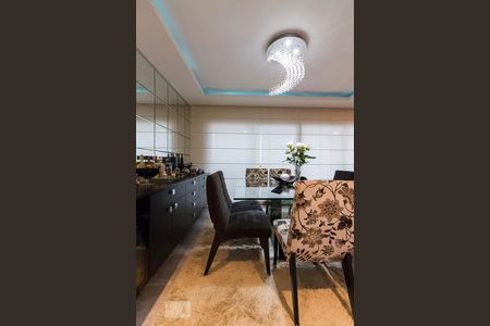 Apartamento à venda com 182m², 3 quartos e 3 vagasSala 