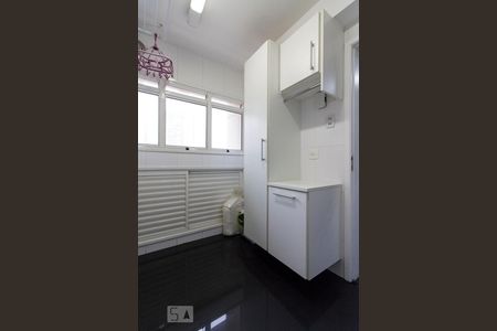 Apartamento à venda com 182m², 3 quartos e 3 vagasArea de Serviço 