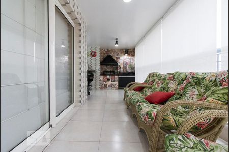 Apartamento à venda com 182m², 3 quartos e 3 vagasVaranda Gourmet com Jardim 