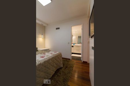 Apartamento à venda com 182m², 3 quartos e 3 vagasQuarto 3 Suíte 