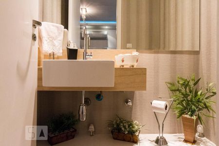 Apartamento à venda com 182m², 3 quartos e 3 vagasLavabo 