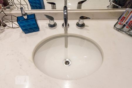 Apartamento à venda com 182m², 3 quartos e 3 vagasPia Banheiro Suíte 3 