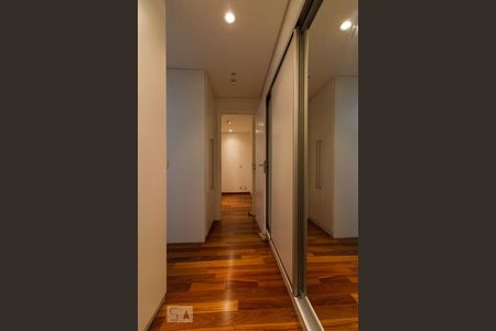 Apartamento à venda com 182m², 3 quartos e 3 vagasCloset Quarto 3 Suíte 