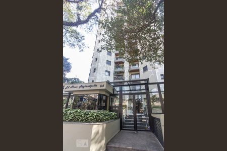 Apartamento para alugar com 100m², 3 quartos e 2 vagas Apartamento para alugar com 100m², 3 quartos e 2 vagasFachada