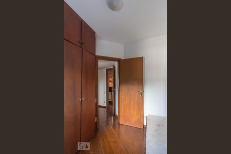 Apartamento para alugar com 100m², 3 quartos e 2 vagas Apartamento para alugar com 100m², 3 quartos e 2 vagasQuarto 1