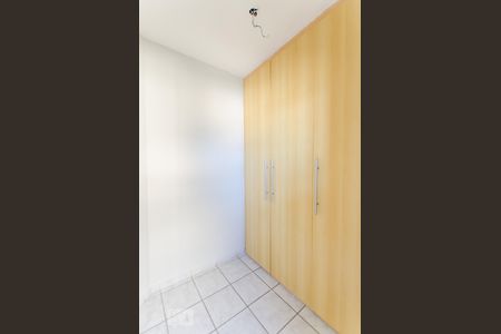 Apartamento à venda com 219m², 4 quartos e 2 vagasÁrea de Serviço (quarto reversível)