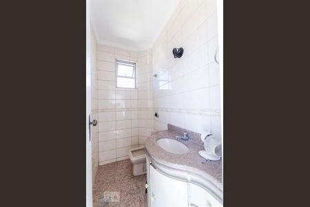 Apartamento à venda com 219m², 4 quartos e 2 vagasBanheiro social ( pavimento 2)