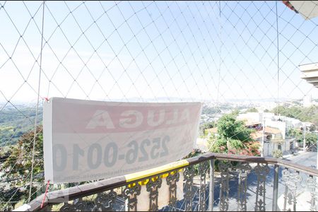 Apartamento à venda com 219m², 4 quartos e 2 vagasQuarto 3 (varanda)