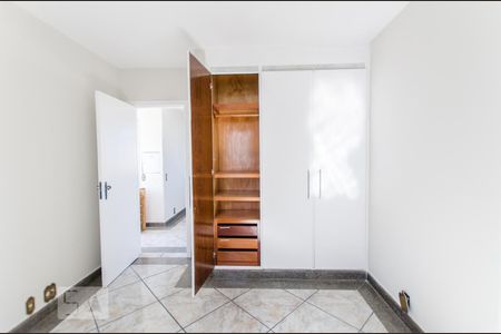 Apartamento à venda com 219m², 4 quartos e 2 vagasQuarto 4 