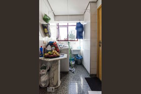 Apartamento à venda com 120m², 3 quartos e 2 vagasLavanderia