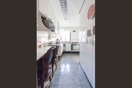 Apartamento à venda com 120m², 3 quartos e 2 vagasCozinha