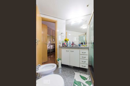 Apartamento à venda com 120m², 3 quartos e 2 vagasBanheiro Suíte