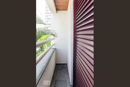 Apartamento à venda com 120m², 3 quartos e 2 vagasSacada Suíte