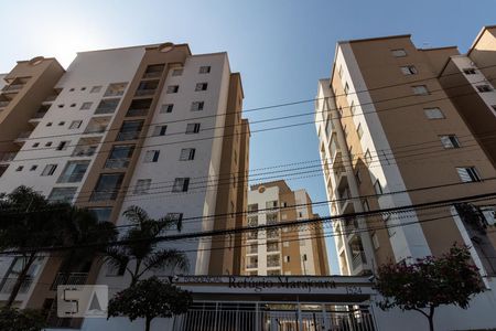 Apartamento para alugar com 78m², 3 quartos e 1 vagaFachada - Condomínio