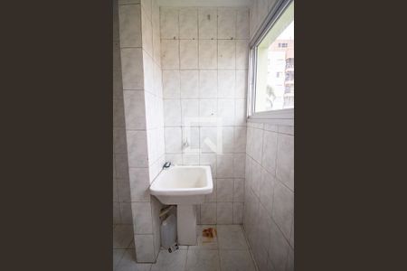 Apartamento para alugar com 70m², 2 quartos e 1 vagaarea de serviço