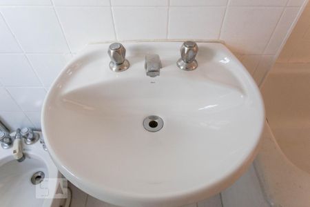 Apartamento à venda com 145m², 3 quartos e 1 vagaBanheiro 02
