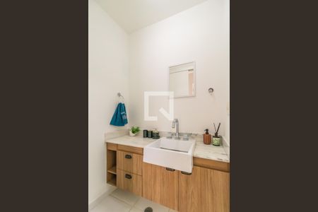 Banheiro de apartamento à venda com 1 quarto, 40m² em Melville Empresarial Ii, Barueri