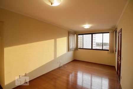 Apartamento para alugar com 100m², 3 quartos e 3 vagasSala