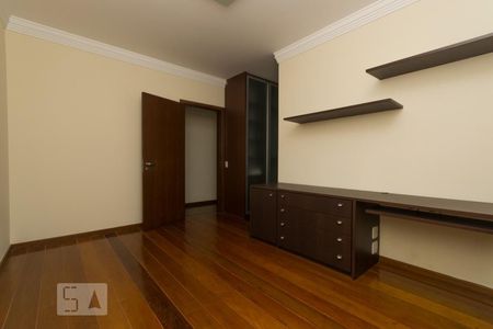 Apartamento à venda com 375m², 4 quartos e 5 vagas Apartamento à venda com 375m², 4 quartos e 5 vagasSuíte 1