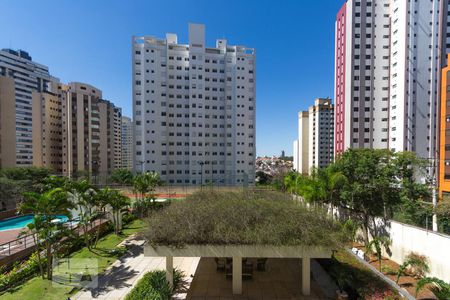 Apartamento à venda com 375m², 4 quartos e 5 vagas Apartamento à venda com 375m², 4 quartos e 5 vagasVista da varanda da suíte 4