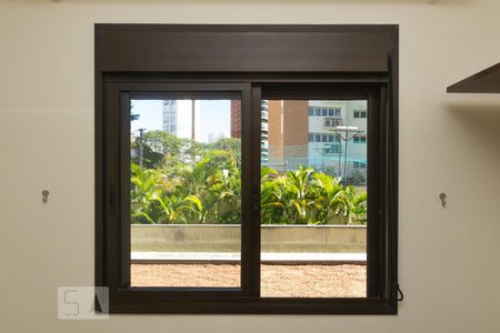 Apartamento à venda com 375m², 4 quartos e 5 vagas Apartamento à venda com 375m², 4 quartos e 5 vagasJanela da suíte 2