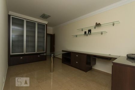 Apartamento à venda com 375m², 4 quartos e 5 vagas Apartamento à venda com 375m², 4 quartos e 5 vagasEscritório