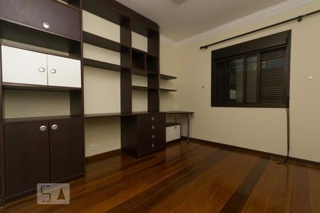 Apartamento à venda com 375m², 4 quartos e 5 vagas Apartamento à venda com 375m², 4 quartos e 5 vagasSuíte 3