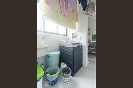 Apartamento à venda com 100m², 3 quartos e 1 vaga Apartamento à venda com 100m², 3 quartos e 1 vagaArea De Serviço