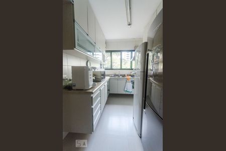 Apartamento à venda com 100m², 3 quartos e 1 vaga Apartamento à venda com 100m², 3 quartos e 1 vagaCozinha