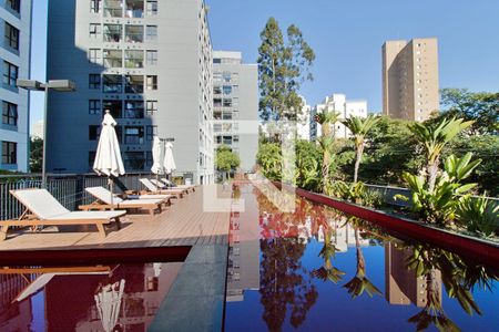 Apartamento para alugar com 70m², 1 quarto e 1 vagaÁrea comum - Piscina