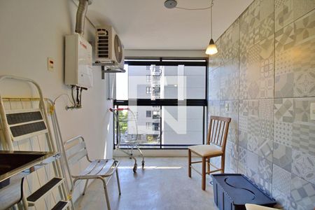 Apartamento para alugar com 70m², 1 quarto e 1 vagaÁrea de Serviço