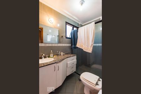 Apartamento à venda com 120m², 3 quartos e 2 vagas Apartamento à venda com 120m², 3 quartos e 2 vagasBanheiro