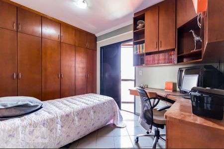 Apartamento à venda com 120m², 3 quartos e 2 vagas Apartamento à venda com 120m², 3 quartos e 2 vagasQuarto 1