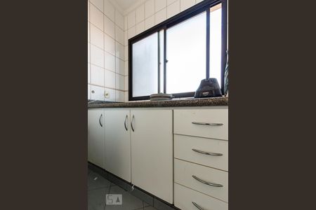 Apartamento à venda com 120m², 3 quartos e 2 vagas Apartamento à venda com 120m², 3 quartos e 2 vagasÁrea de Serviço