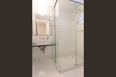 Apartamento à venda com 64m², 1 quarto e 2 vagas Apartamento à venda com 64m², 1 quarto e 2 vagasBanheiro Suíte
