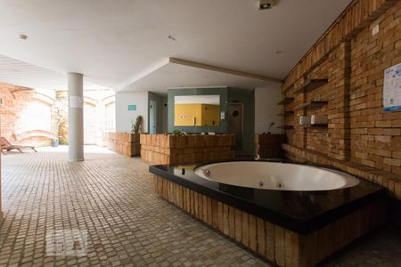 Apartamento à venda com 64m², 1 quarto e 2 vagas Apartamento à venda com 64m², 1 quarto e 2 vagasJacuzzi