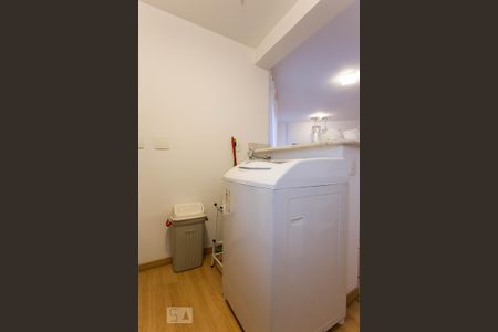 Apartamento à venda com 64m², 1 quarto e 2 vagas Apartamento à venda com 64m², 1 quarto e 2 vagasCozinha