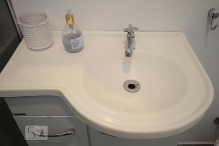 Apartamento à venda com 80m², 2 quartos e 1 vagaBanheiro
