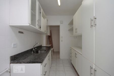 Apartamento à venda com 80m², 2 quartos e 1 vagaCozinha