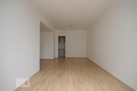 Apartamento à venda com 80m², 2 quartos e 1 vagaSala