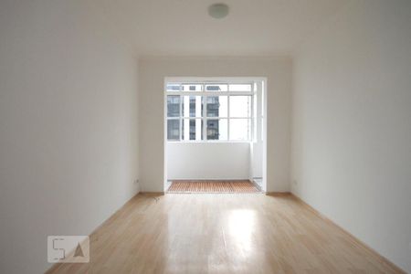 Sala de Apartamento com 2 quartos, 80m² Higienópolis