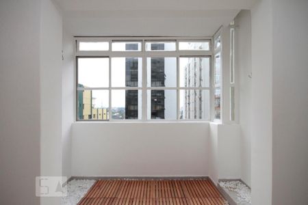 Apartamento à venda com 80m², 2 quartos e 1 vagaVaranda