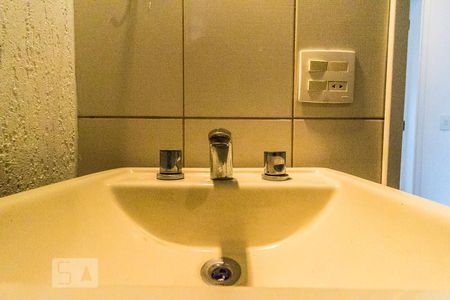 Banheiro de apartamento para alugar com 3 quartos, 108m² em Água Branca, São Paulo