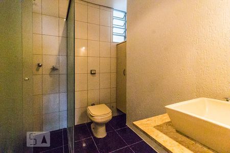 Banheiro de apartamento para alugar com 3 quartos, 108m² em Água Branca, São Paulo